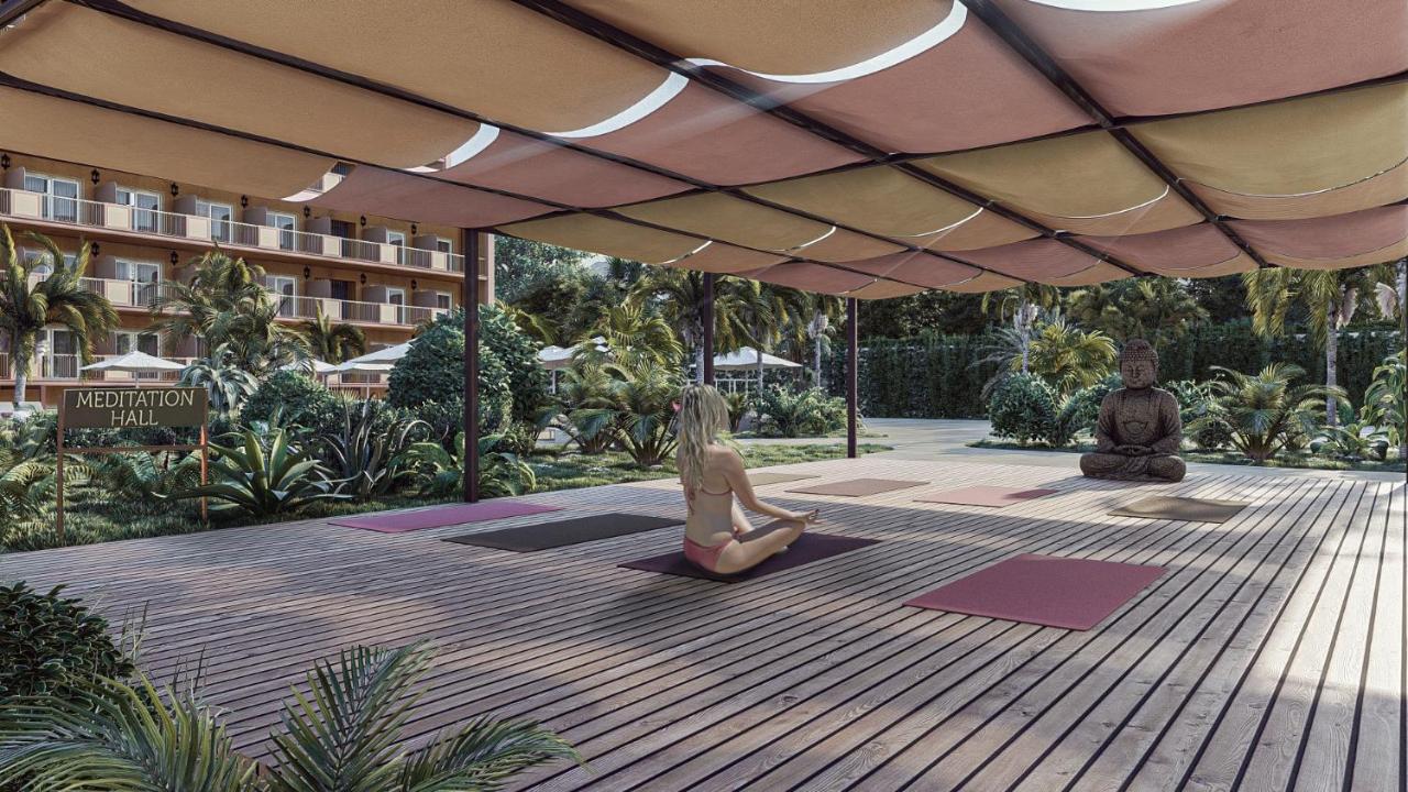 sala de yoga del Luna Club Hotel Yoga & Spa 4Sup